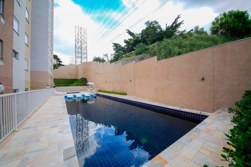 Imagem 2 de 12 de Lançamento New In Place