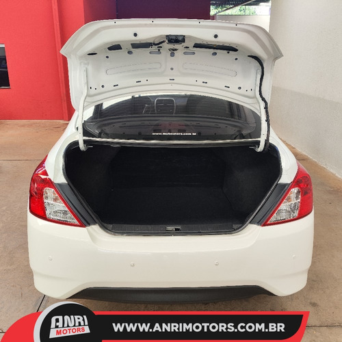 Nissan Versa 1.0 12v S 4p