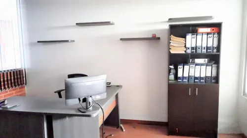 Local En Arriendo/venta En Franco. Cod V17234