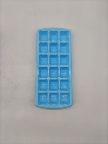 Imagen 1 de 3 de Cubetera Hielera Plástico Colores Pastel Facila