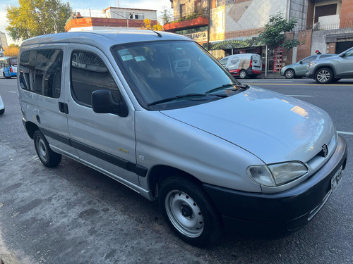 Peugeot Partner Urbana 1.4 Confort Aa