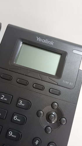 Telefone Ip Yealink 19 T E2 C/ Fonte (Usado)