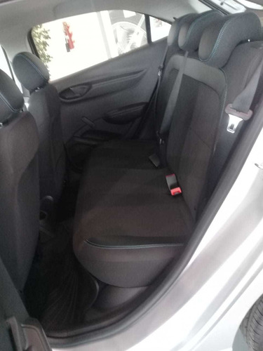 Imagen 6 de 16 de Chevrolet Onix 1.4 Black Edition 1.4 Manual 2022