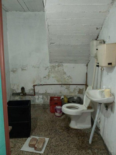 Imagen 16 de 24 de Local Comercial De 200 Mts Aprox , Con Patio Y Terraza, Gran