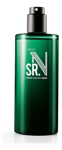 Frasco de vidro verde do perfume Natura Sr. N Tradicional com tampa preta em fundo branco