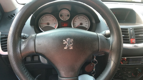 Peugeot 207 Passion 2011