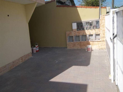 Imagem 12 de 16 de Sobreposta Com Excelente Acabamento Muito Caprichado No Ponto Final Das Lotações Da Vila Ema Bem Perto Da Rodovia E Também De Creche E Escolas Mercadinhos E Padaria - Hm975