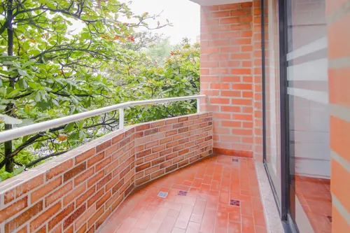 Apartaestudio En Venta En Loma De San Julián Medellin. Cod V12879