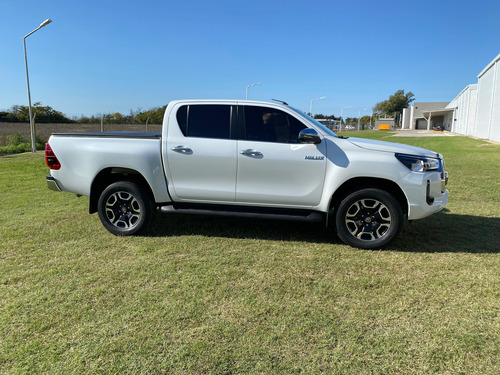 Toyota Hilux Pick-Up 2.8 Cd Srx 177cv 4x2 At