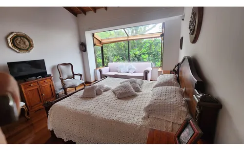 Venta Casa De 3 Niveles Poblado Sector Los Balsos