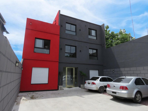 Imagen 2 de 13 de Venta -ph - Moron Sur