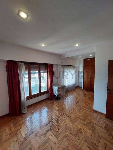 Excelente Ph 4 Ambientes. Zona Las Avenidas
