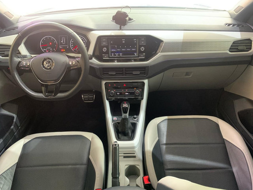 Volkswagen T-Cross 1.4 250 TSI TOTAL FLEX HIGHLINE AUTOMÁTICO