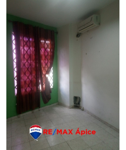 Imagen 6 de 6 de Se Vende Oficina En Edificio Cc La Mantuana, Las Avenidas
