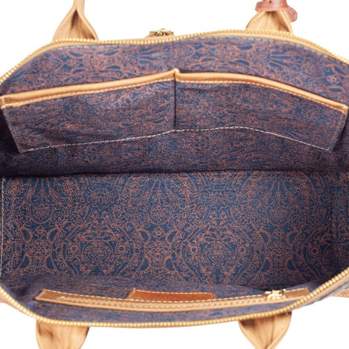 Imagen 5 de 7 de Bolsa De Piel Con Grabado Tipo Cincelado Bolso Dama Llavero