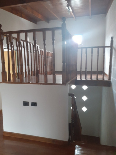 Imagen 4 de 30 de Casa 4 Amb Al Frente..atras Depto 3 Ambientes Que Falta Terminar Oportunidad