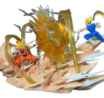 Comprar Figura Goku Vs Vegeta Dragon Ball Con Luces Led 20cm!
