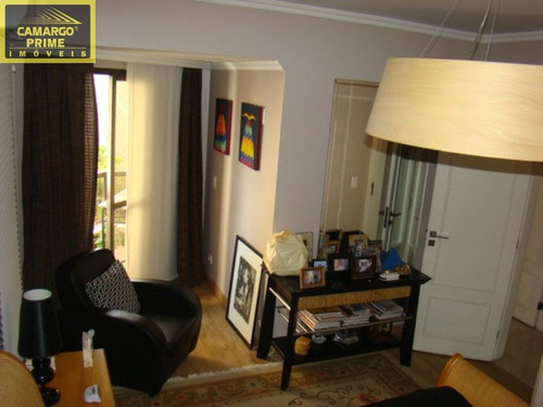 Imagem 14 de 15 de Apartamento Reformado. Grande Oportunidade. - Eb77801