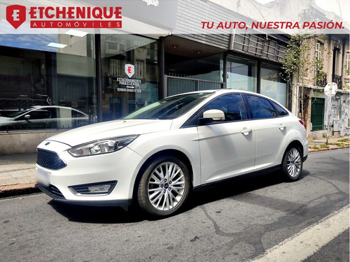 Ford Focus III 2.0 Sedan Se Plus Mt