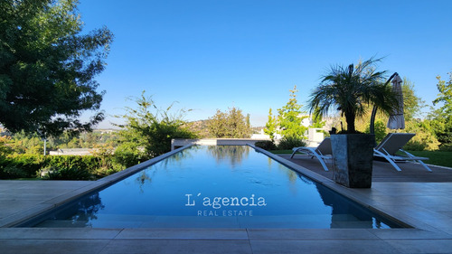 Valle Escondido - Increíble Diseño - Arq. G. Mardones
