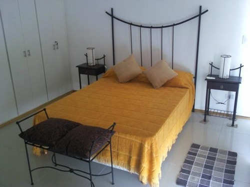 Apartamento En Venta De 3 Dormitorios En Manantiales