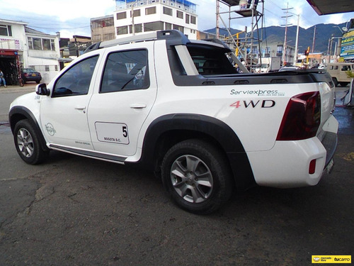 Renault Duster Oroch 2.0