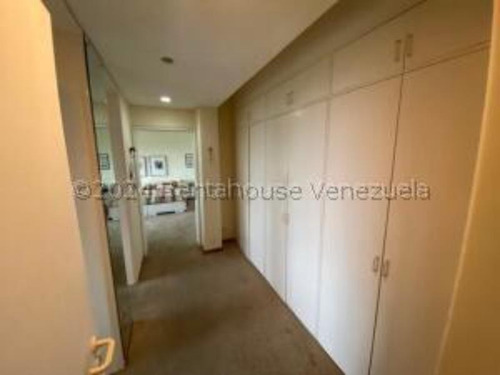 #24-15036 Esplendia Casa En La Lagunita Country Club