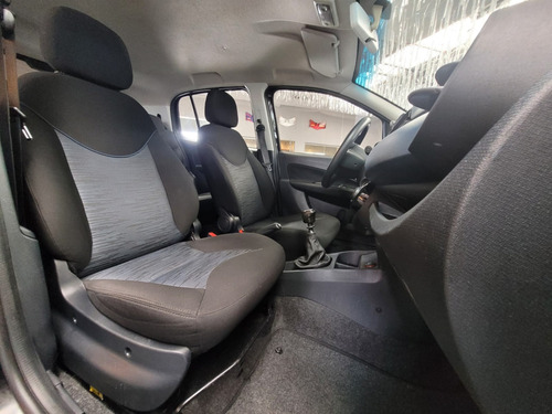Fiat Uno 1.0 EVO VIVACE 8V FLEX 4P MANUAL