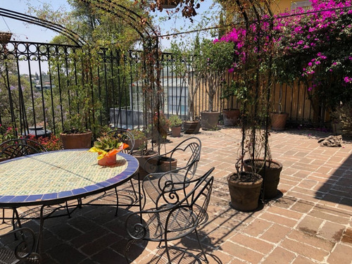 Casa En Venta En Lomas De Bezares