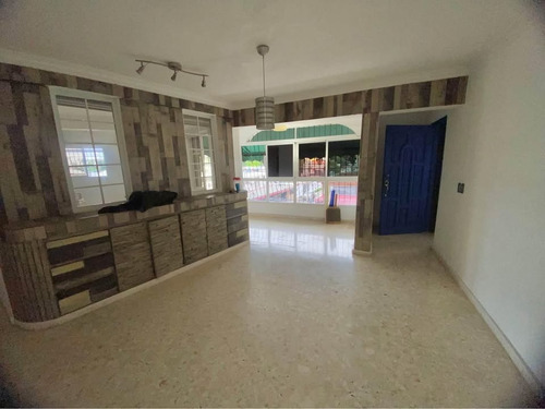 Apartamento En Venta 3er Piso Super Amplio Disponible En Alma Rosa Ii, Santo Domingo Este