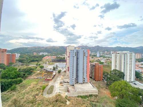 Imagen 2 de 23 de Fernando Guerrero Vende Apartamento En Res Iguazu, Valles De Camoruco
