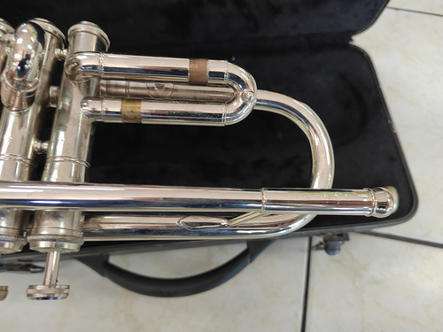 Trompeta Rossetti Con Estuche Plateado (Usado)