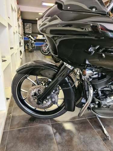 Harley Davidson Road Glide 2017 Special Impecable