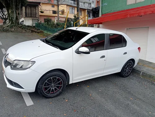 Renault Logan 1.6 Expression