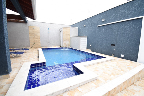 Imagem 5 de 25 de Casa Térrea Com Piscina À Venda Em Peruíbe/sp.