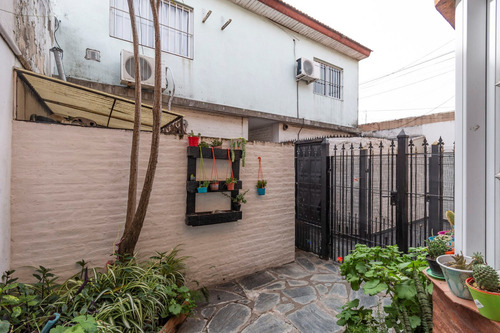 Departamento Triplex En Venta En Gerli, Avellaneda, G.b.a. Zona Sur