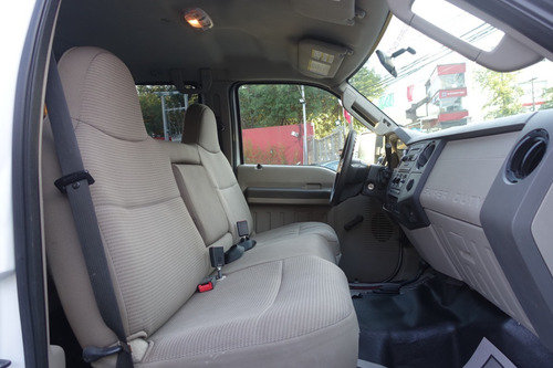 Imagen 12 de 13 de Ford F250 Super Duty 2010