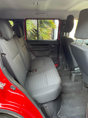 Suzuki Jimny 1.5 Glx At 5P