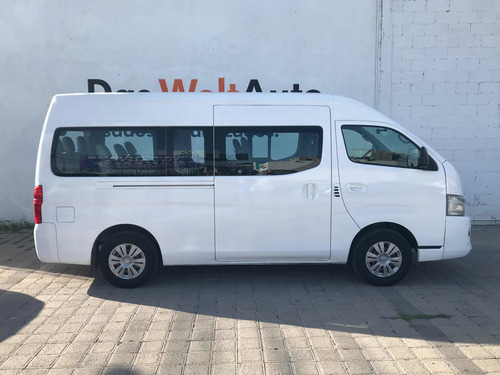 Imagen 4 de 9 de Nissan Urvan 2017 2.5 15 Pas Amplia Aa Mt