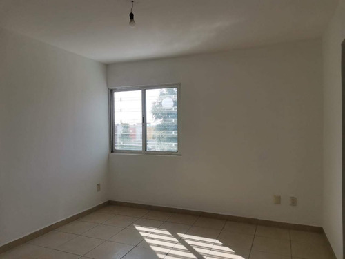 Casa De 3 Recamaras Y 3 Baños Completos En Conjunto Residencial Con Doble Filtro De Seguridad.