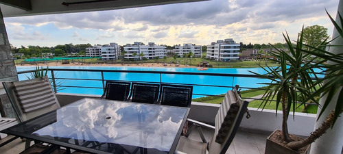 Departamento En Lagoon Pilar 