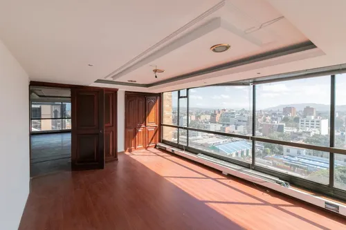 Oficina En Arriendo En Porciúncula. Cod A1021308
