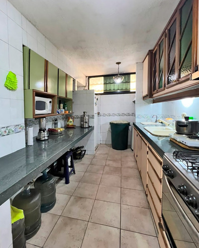 Venta Apto. 101 Mts. Av 19 De Abril Centro De Maracay Aragua