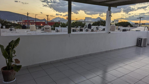 Casa En Venta En Monterrey Zona Escobedo Col. Misión De Anáhuac, Cerca Ave. Sendero.