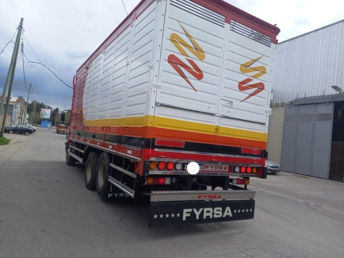 Imagen 15 de 16 de Mercedes Benz Atego 2426
