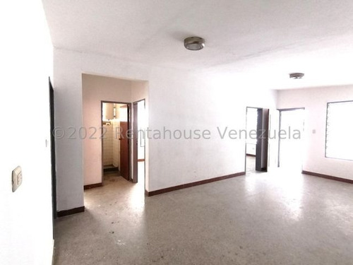 Imagen 6 de 30 de Casas Comercial En Alquiler En Zona Este Nueva Segovia Barquisimeto #23-6730 Daniela Linarez 04245390659