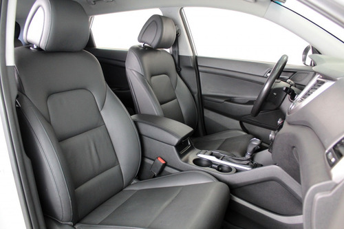 Imagem 15 de 19 de Hyundai New Tucson 1.6 Turbo Gl Automatizado 7m - 2018 - Pr