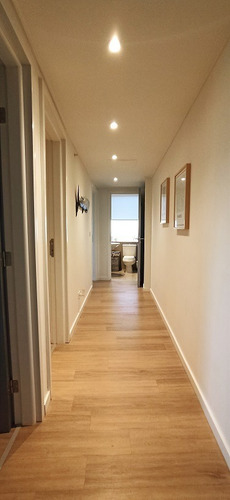 Imagen 3 de 9 de Apartamento 3 D/4b En Suite Playa Mansa 159 M2 Amueblado Por Walmer (incluido)