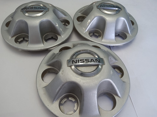 Centros De Rin Para Nissan Titan 2004-2022 Originales 