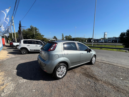 Fiat Punto 1.6 Essence Uconnect + Nav